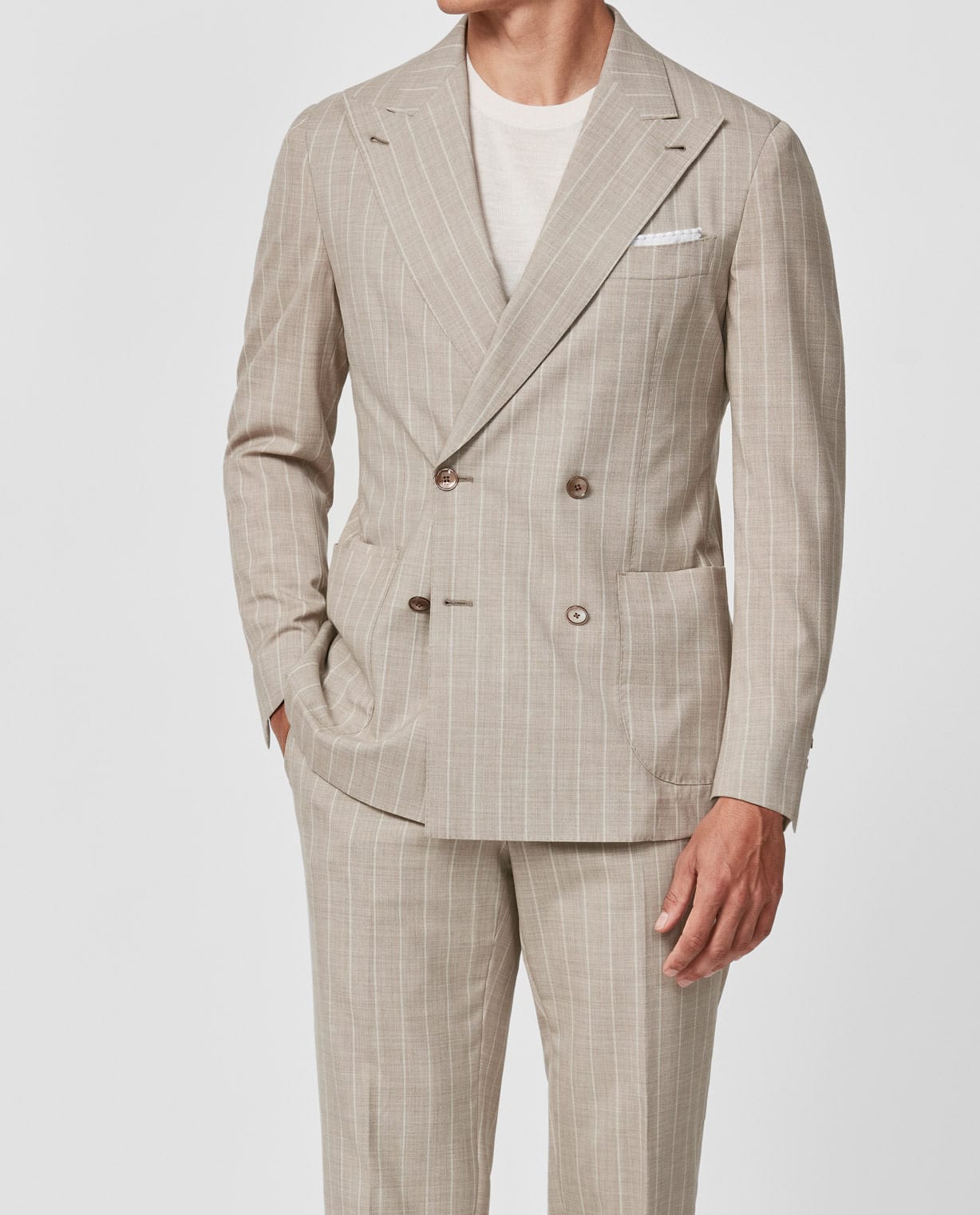 MUNRO Unclassified TAUPE / 40R The Louis Suit