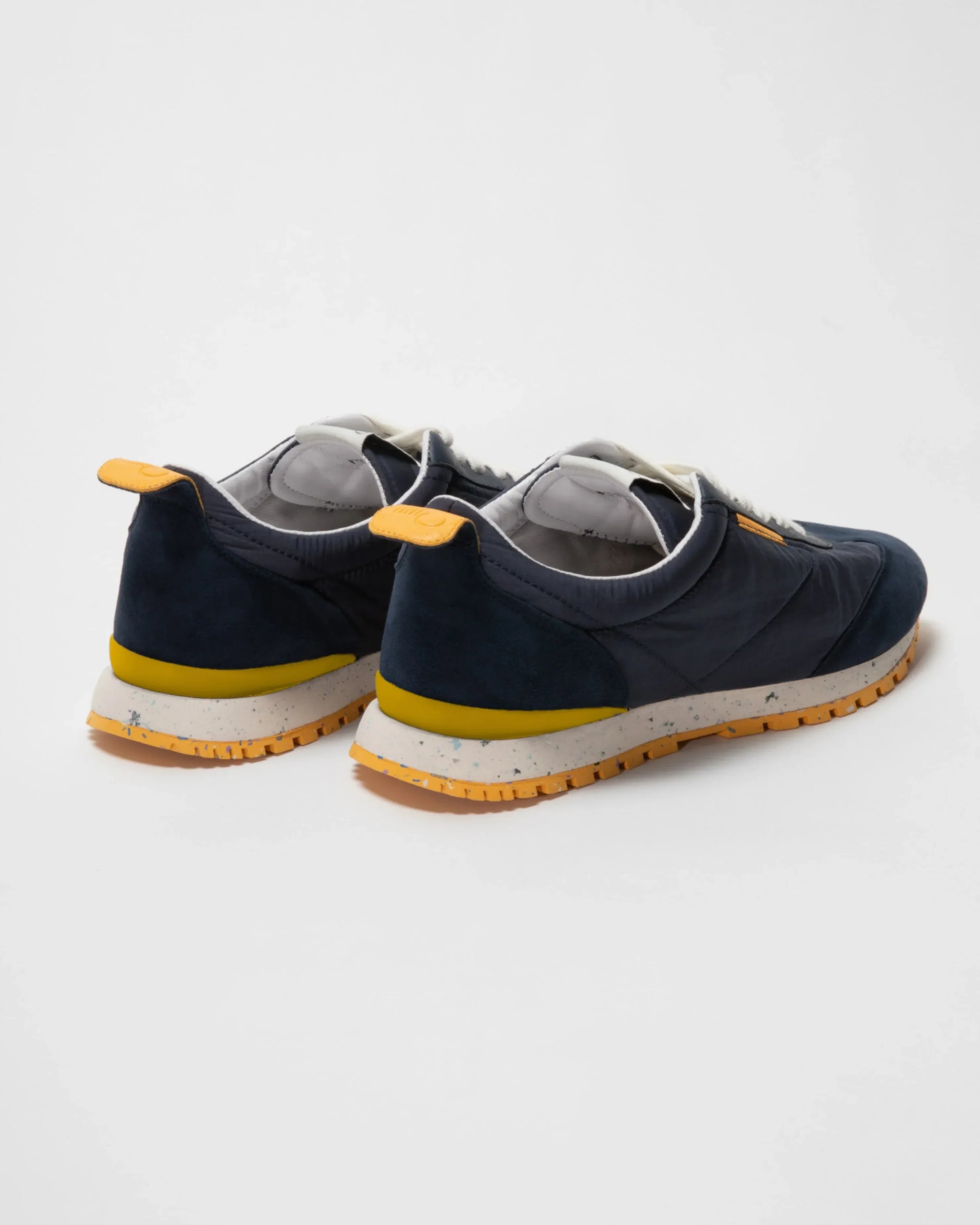 ONCEPT FOOTWEAR - SNEAKERS TOKYO